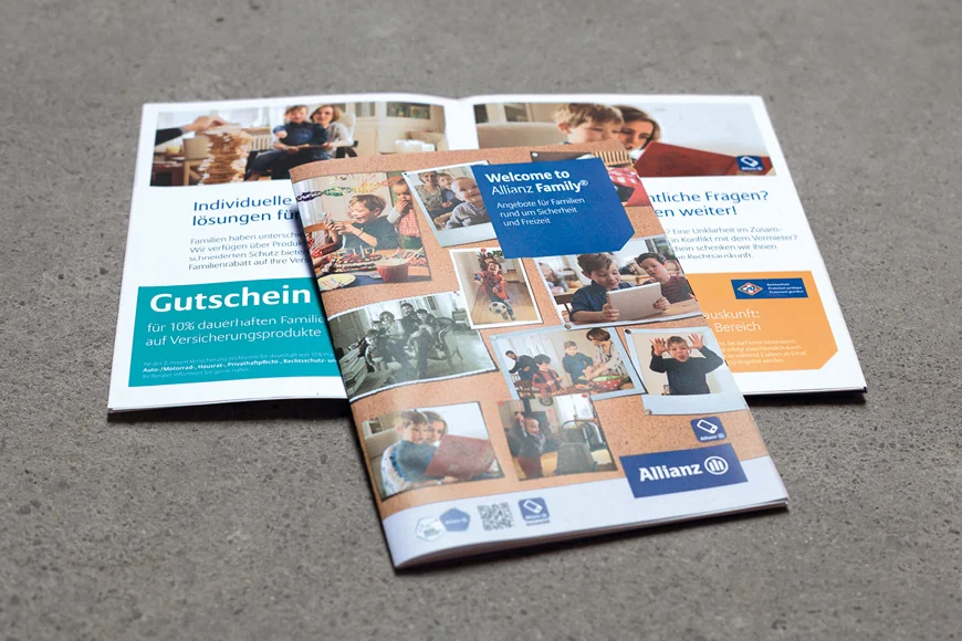 Allianz-Family-Welcome-Mailing mit Gutscheinbuch und Informationsseiten
