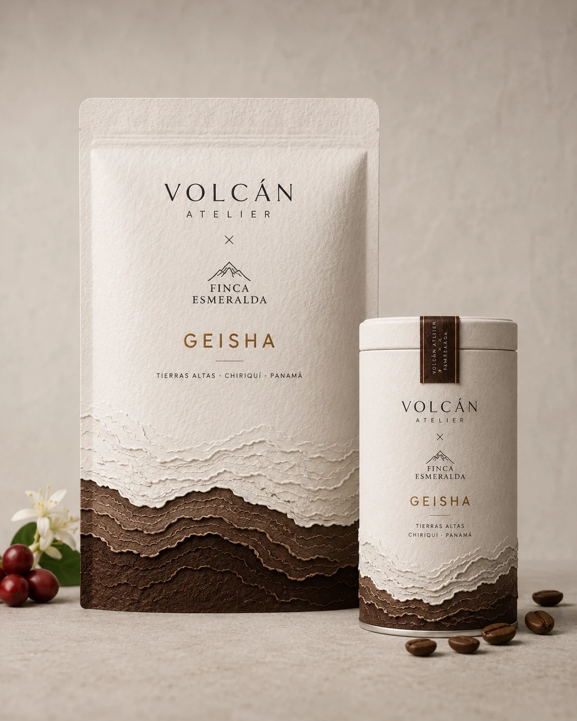 VOLCÁN ATELIER Geisha-Kaffee in geprägter Papierverpackung und Dose